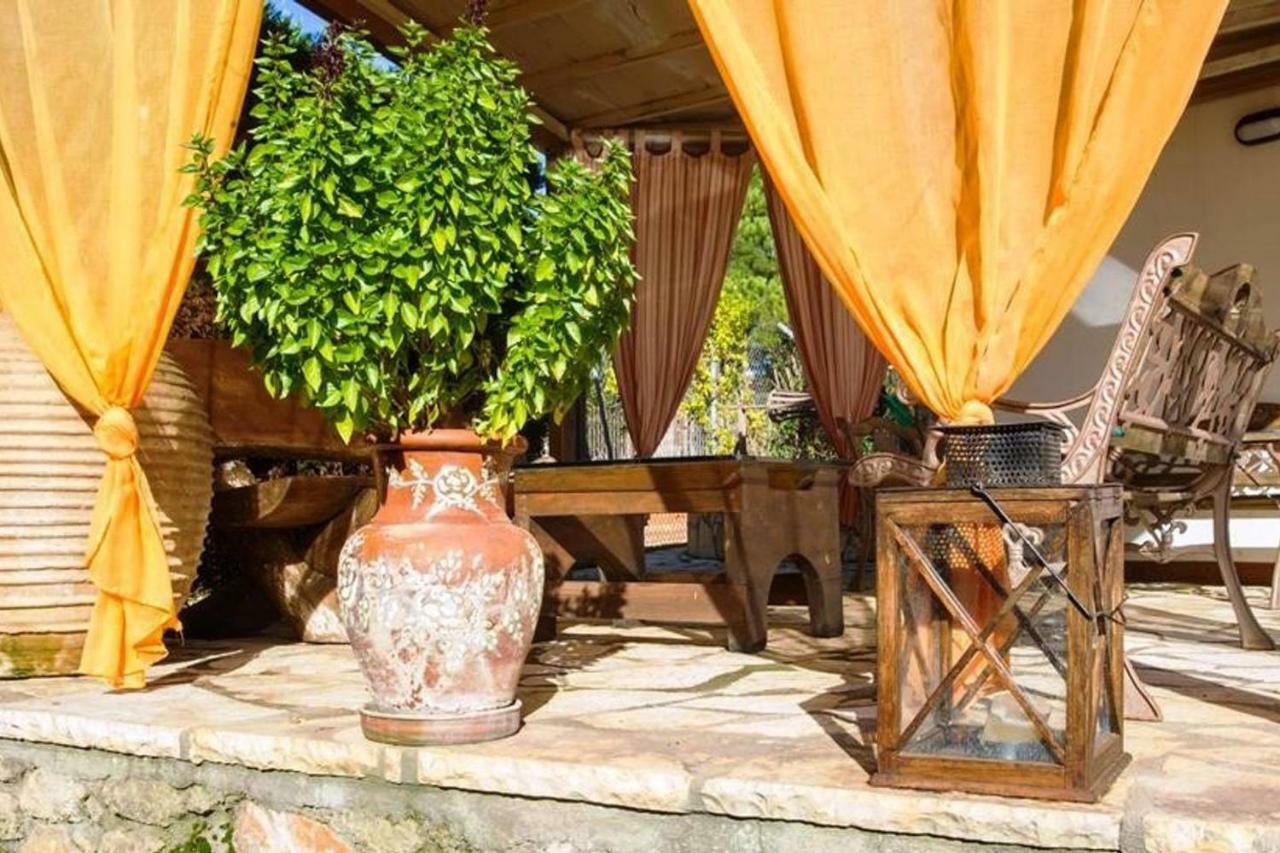 Cozy Flats In An Olive Grove By The Sandy Beach Kánalos Kültér fotó